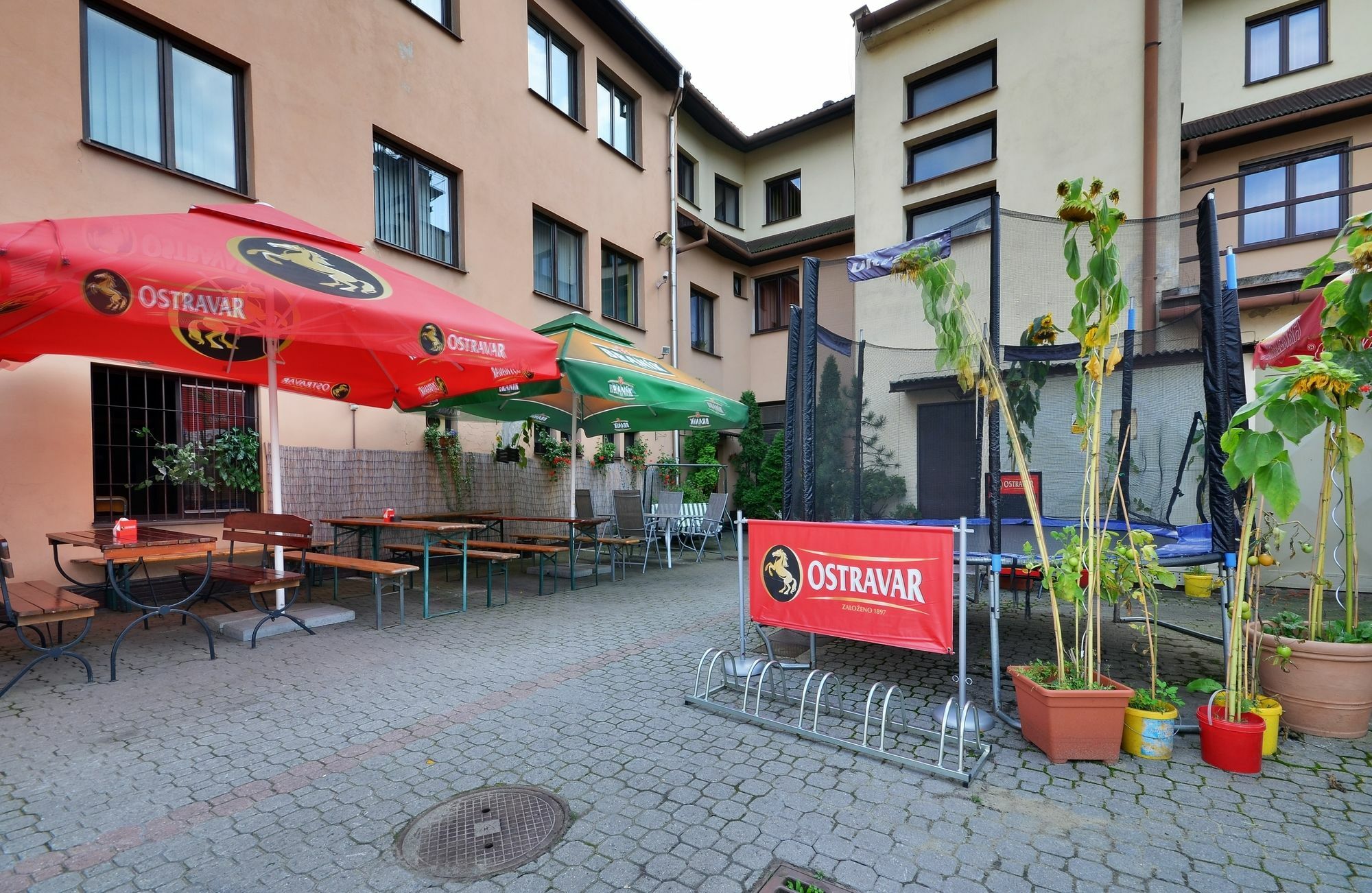 伊索拉酒店 俄斯特拉发 外观 照片